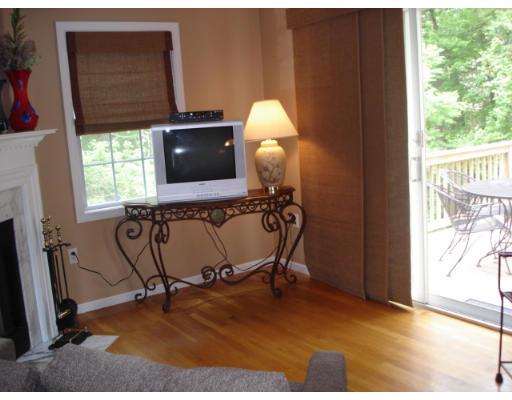 6 Tanner Road Wilmington, MA 01887 - Photo 8 of 16 Gallery Image 8