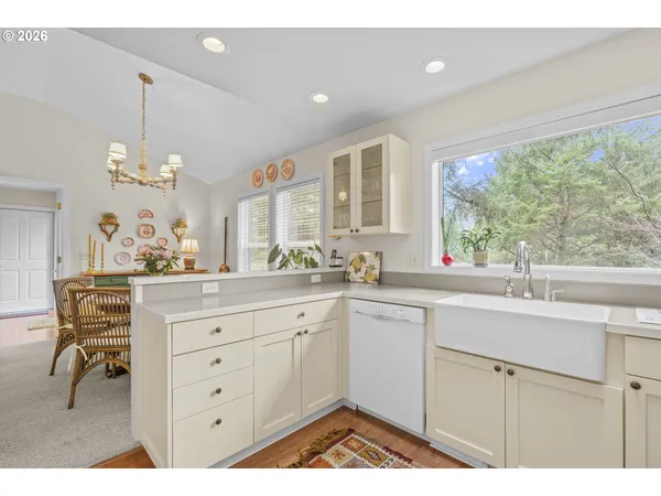 $530,000 | 120 Ridge Crest Road, Gleneden Beach, OR 97388