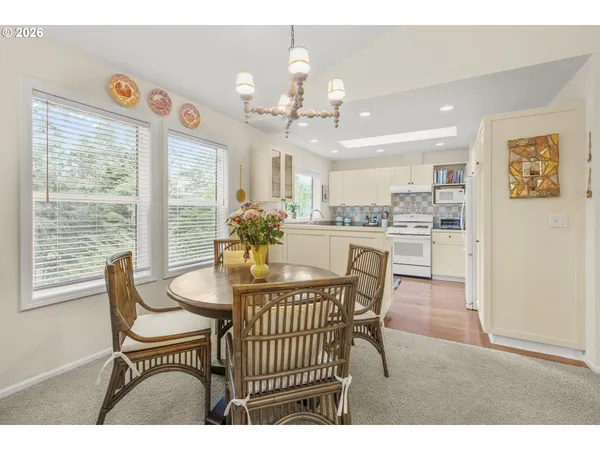 $530,000 | 120 Ridge Crest Road, Gleneden Beach, OR 97388