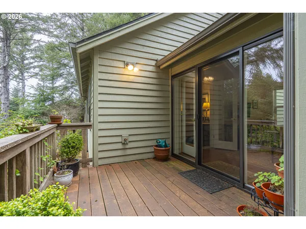 $530,000 | 120 Ridge Crest Road, Gleneden Beach, OR 97388