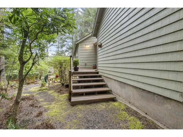 $530,000 | 120 Ridge Crest Road, Gleneden Beach, OR 97388