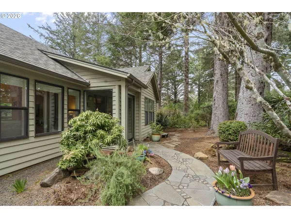 $530,000 | 120 Ridge Crest Road, Gleneden Beach, OR 97388