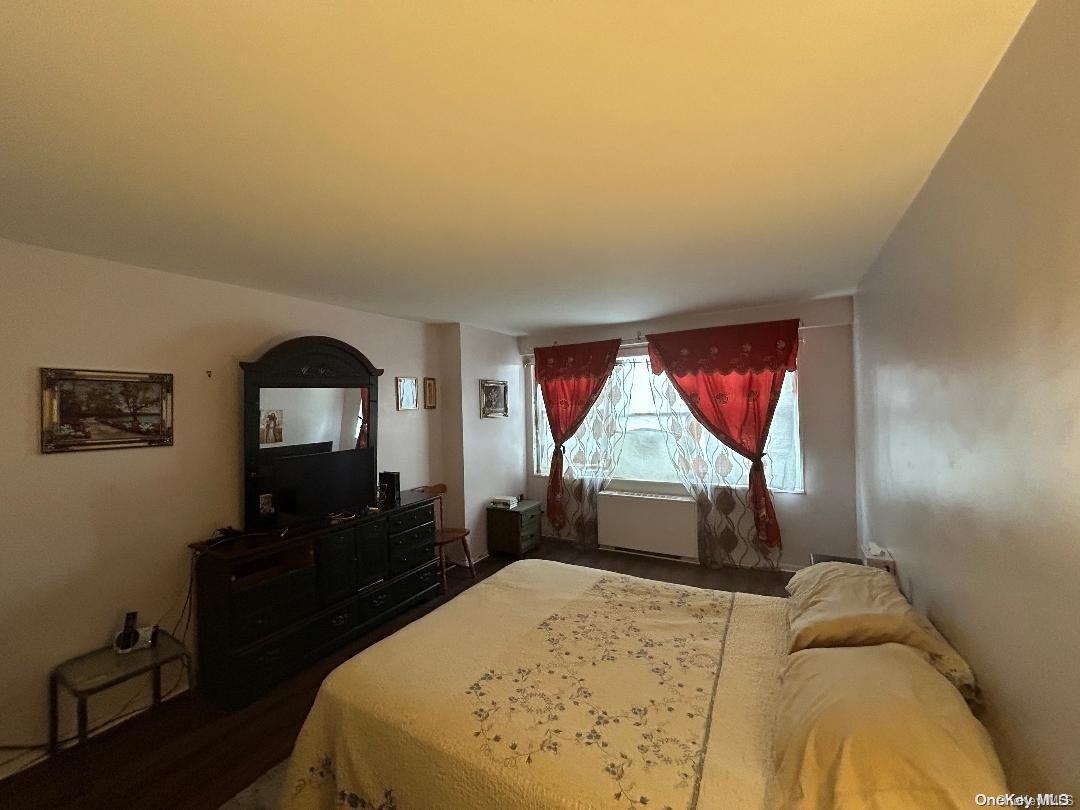 17-85 215th Street, Unit 1R Queens, NY 11360 - Photo 12 of 33