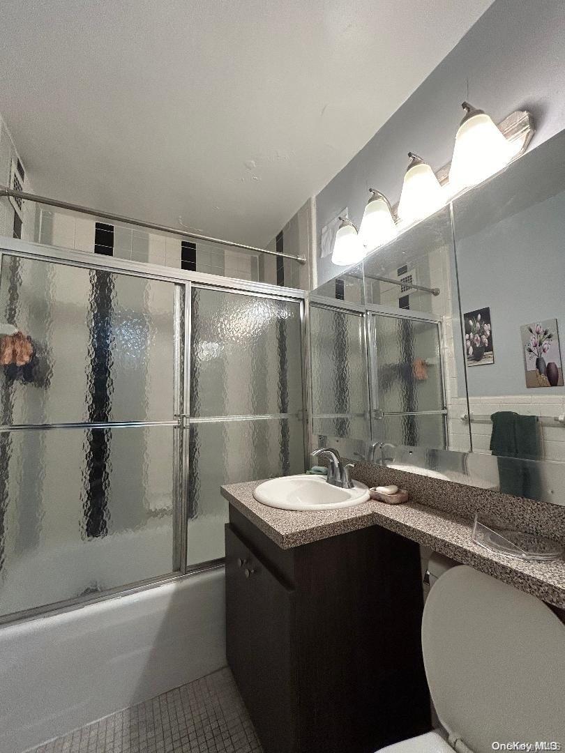 17-85 215th Street, Unit 1R Queens, NY 11360 - Photo 18 of 33