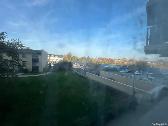 $310,000 | 17-85 215th Street, Unit 1R | Bay Terrace