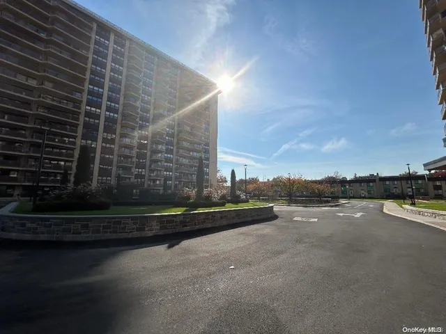 $310,000 | 17-85 215th Street, Unit 1R | Bay Terrace