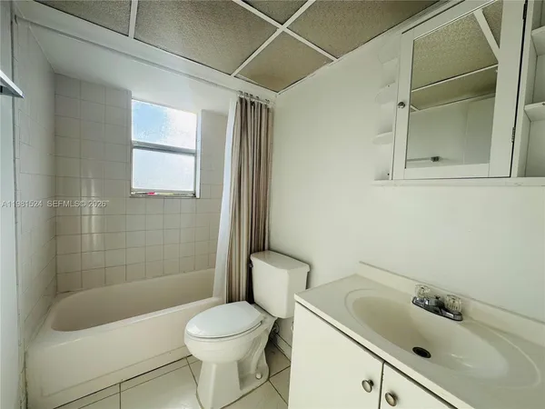$1,600 | 1800 Southwest 81st Avenue, Unit 1414, North Lauderdale, FL 33068