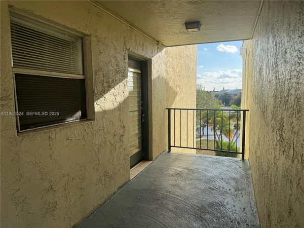 $1,600 | 1800 Southwest 81st Avenue, Unit 1414, North Lauderdale, FL 33068