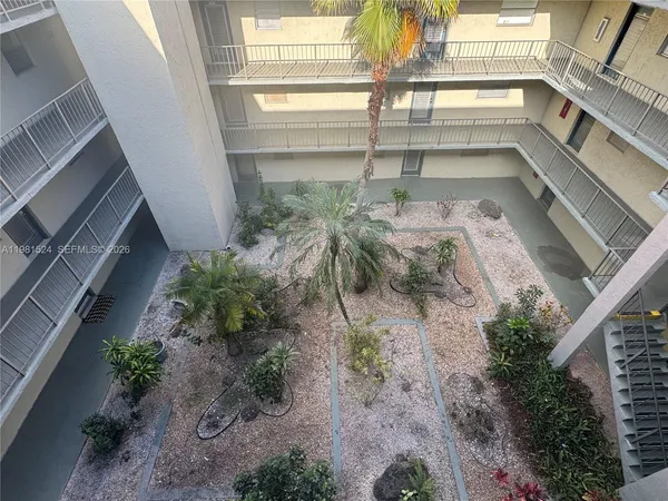 $1,600 | 1800 Southwest 81st Avenue, Unit 1414, North Lauderdale, FL 33068