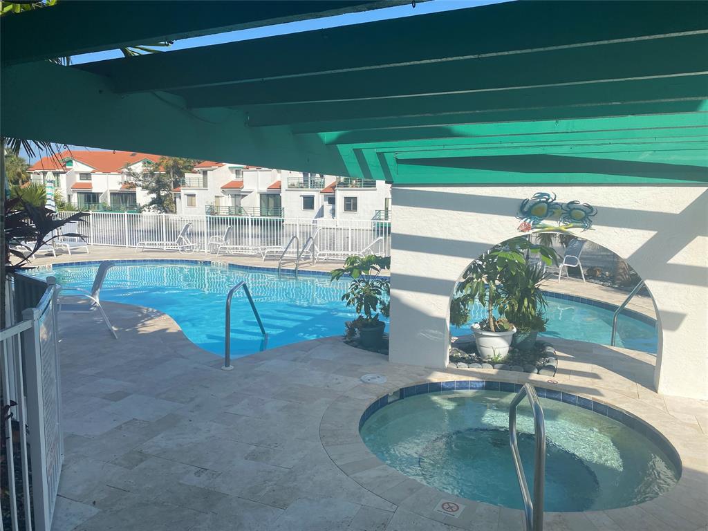 2286 Anchorage Lane, Unit A Naples, FL 34104 - Photo 37 of 41