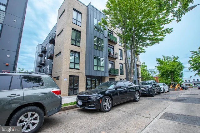 $1,600 | 1016 17th Place Northeast, Unit 8, Washington, DC 20002