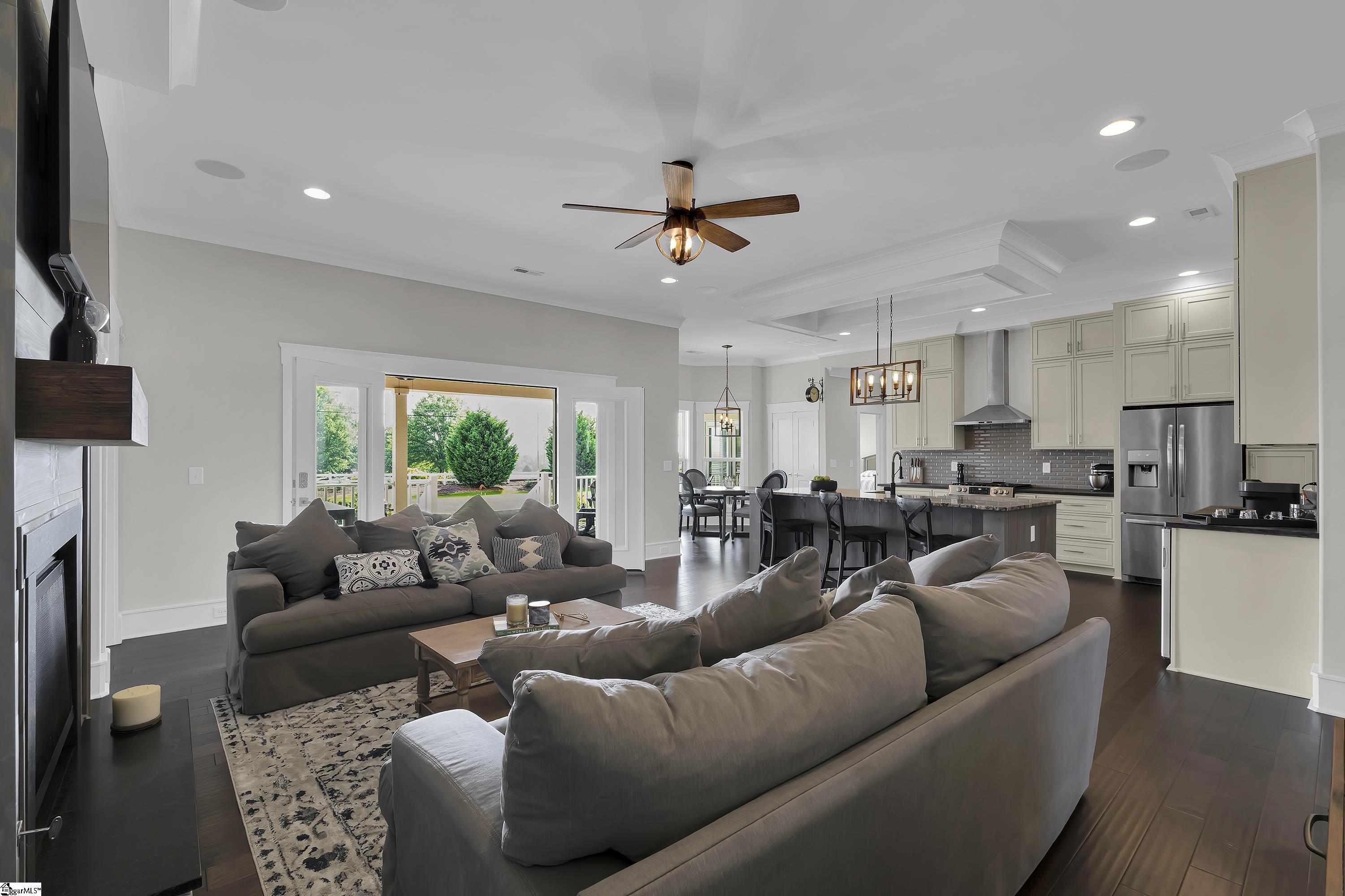 523 Carolee Way Greer, SC 29651 - Photo 6 of 40
