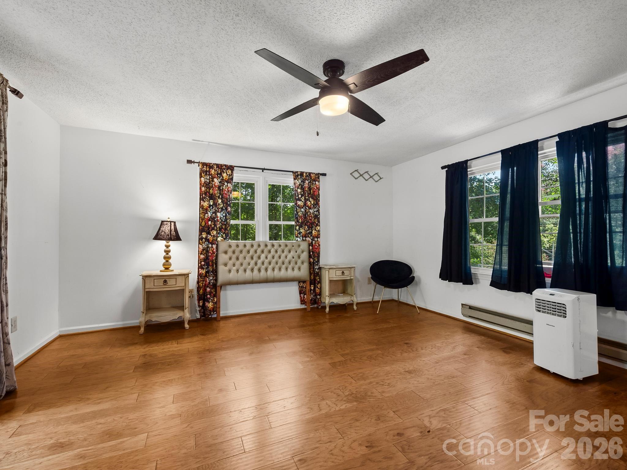 689 South Trade Street Tryon, NC 28782 - Photo 12 of 31 Gallery Image 12