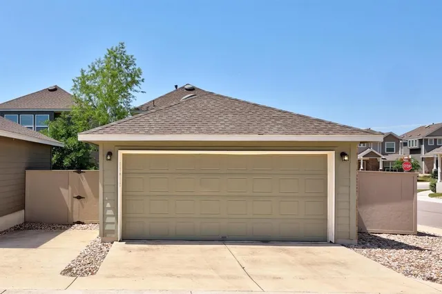 $1,895 | 17917 Malnati Drive, Pflugerville, TX 78660