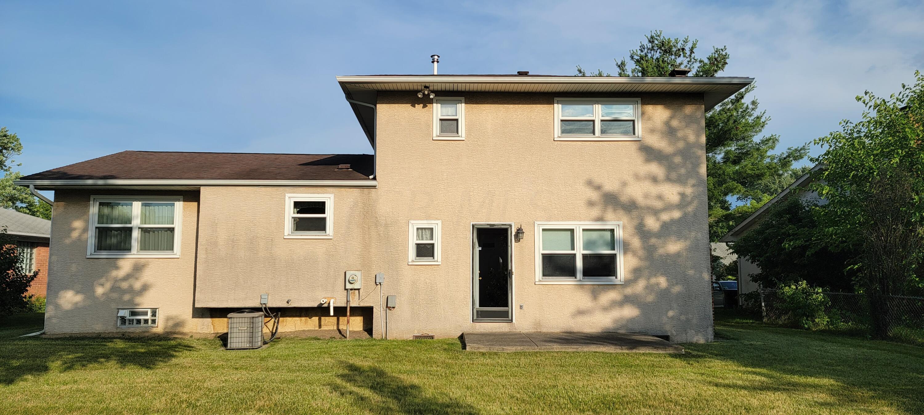6105 Sandgate Road Columbus, OH 43229 - Photo 4 of 28 20220622_190830
