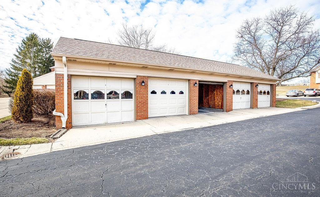 5642 Bridgetown Road, Unit 8 Cincinnati, OH 45248 - Photo 28 of 42 Gallery Image 28