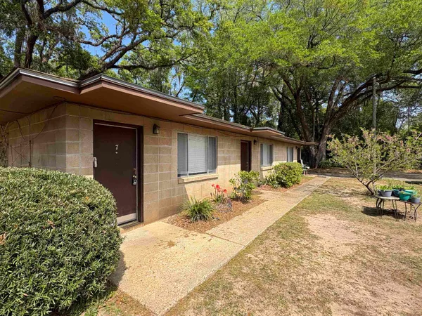 $795 | 1509 Branch Street, Unit 7, Tallahassee, FL 32303