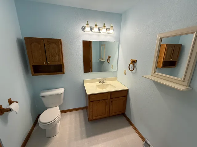 $269,900 | 4225 West Grange Avenue, Greenfield, WI 53221