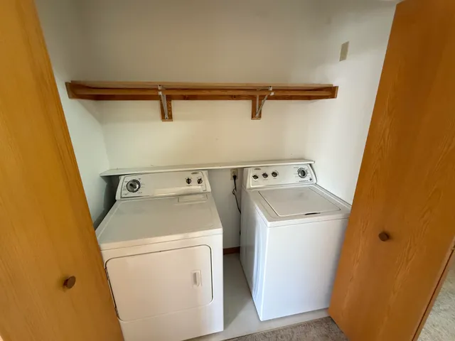 $269,900 | 4225 West Grange Avenue, Greenfield, WI 53221