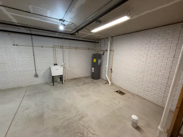 $269,900 | 4225 West Grange Avenue, Greenfield, WI 53221