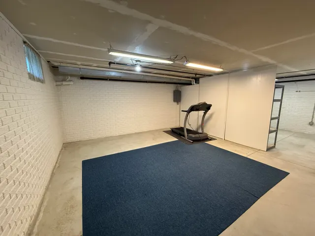 $269,900 | 4225 West Grange Avenue, Greenfield, WI 53221