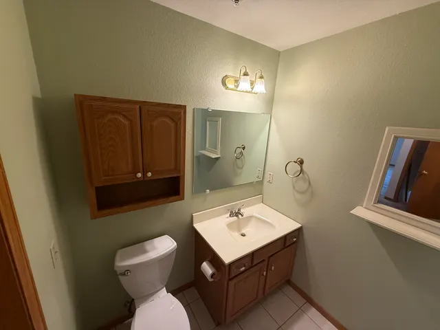 $269,900 | 4225 West Grange Avenue, Greenfield, WI 53221