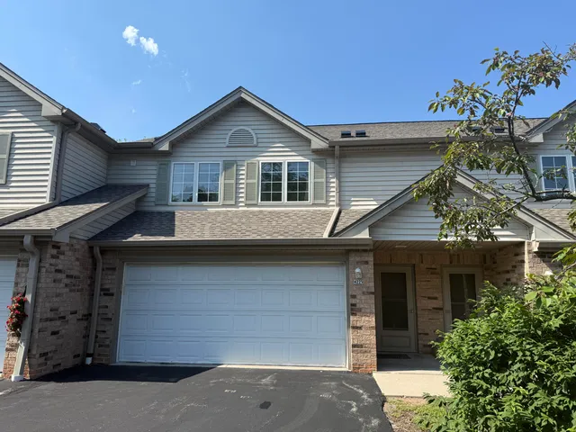 $269,900 | 4225 West Grange Avenue, Greenfield, WI 53221