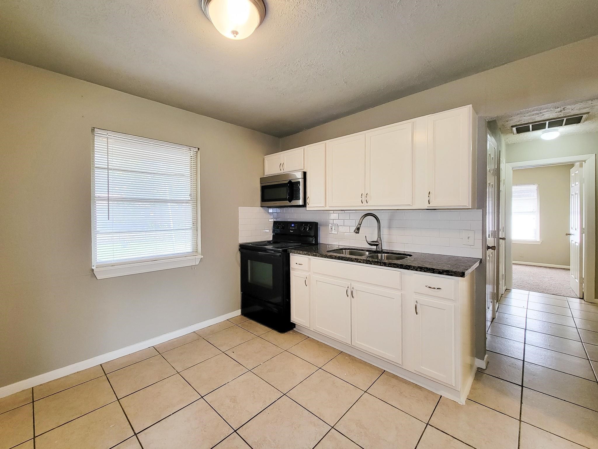 10117 Dulcimer Street Houston, TX 77051 - Photo 14 of 30