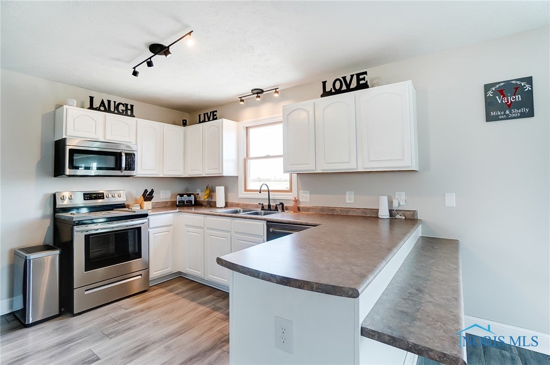 14086 Wayne Road Pemberville, OH 43450 - Photo 15 of 46 Gallery Image 15