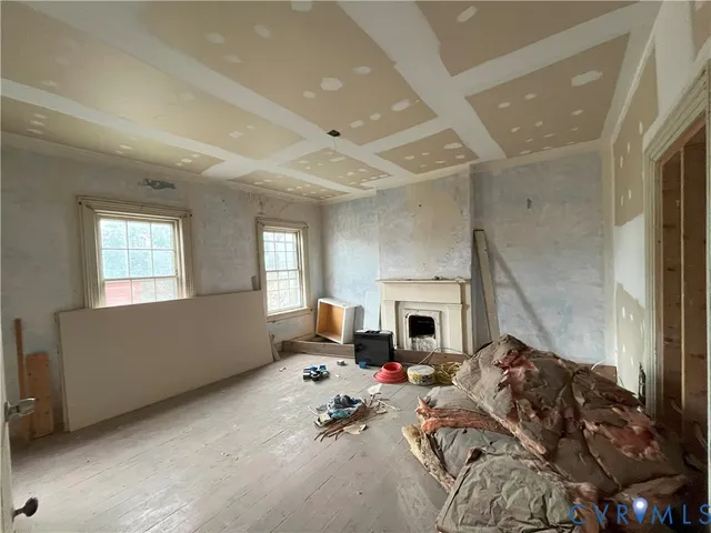 $309,950 | 235-237 Grove Avenue, Petersburg, VA 23803