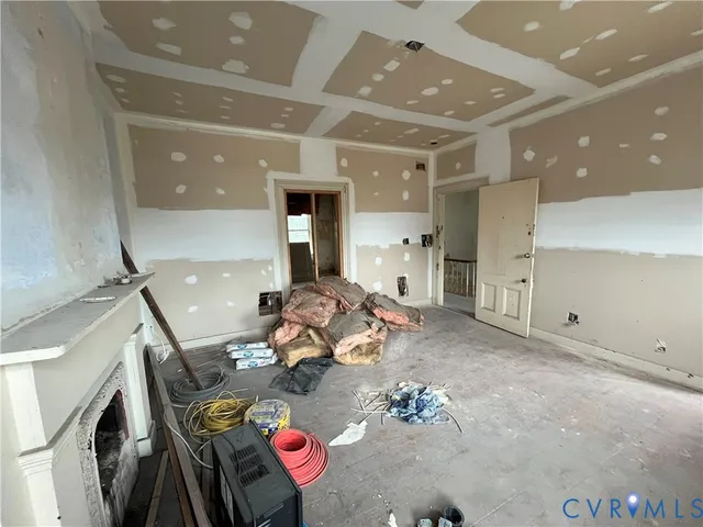 $309,950 | 235-237 Grove Avenue, Petersburg, VA 23803