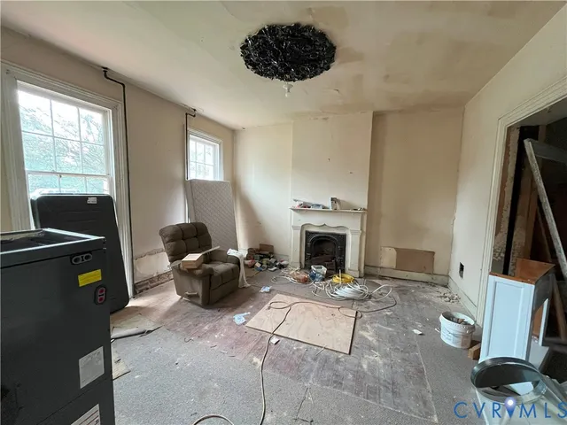 $309,950 | 235-237 Grove Avenue, Petersburg, VA 23803