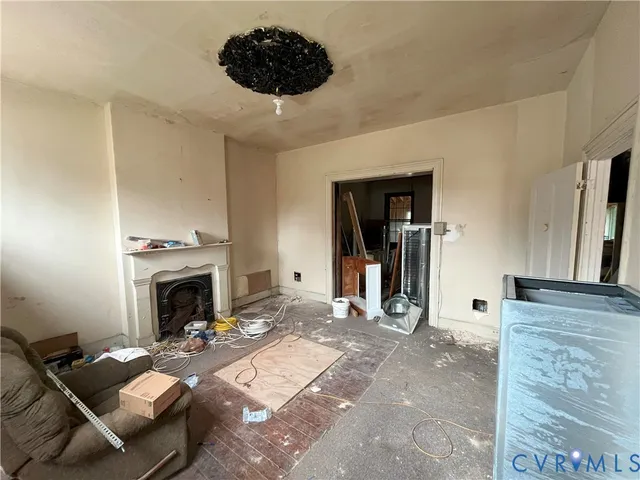 $309,950 | 235-237 Grove Avenue, Petersburg, VA 23803