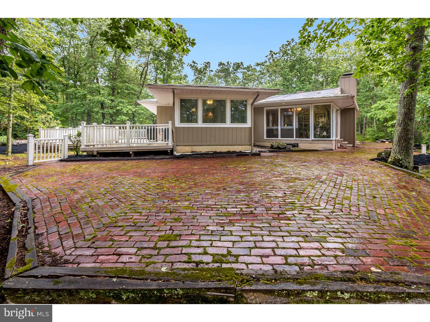 37 Bortons Road Medford, NJ 08055 - Photo 22 of 25 Patio