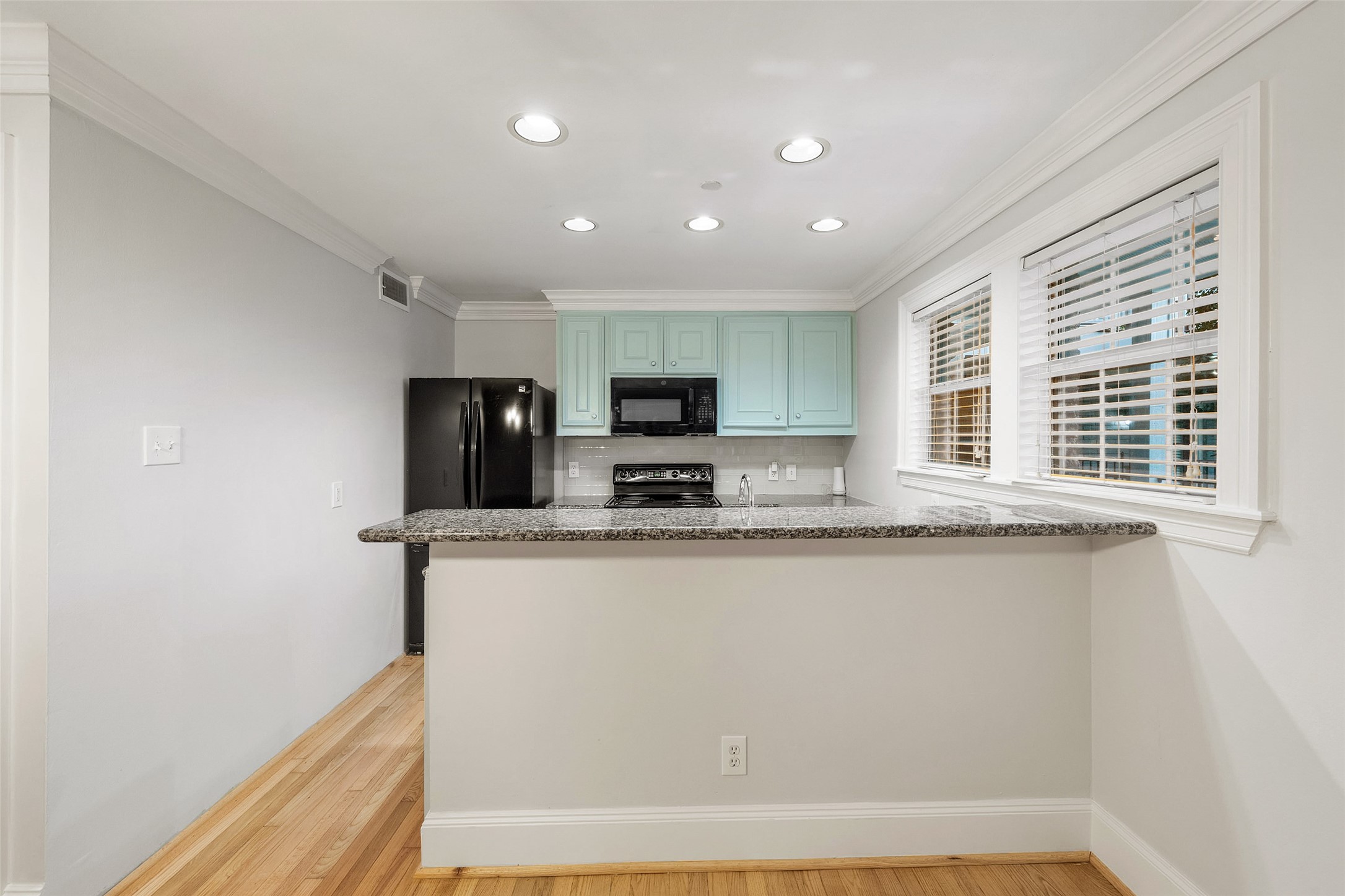 1621 Heights Boulevard, Unit 3 Houston, TX 77008 - Photo 7 of 41