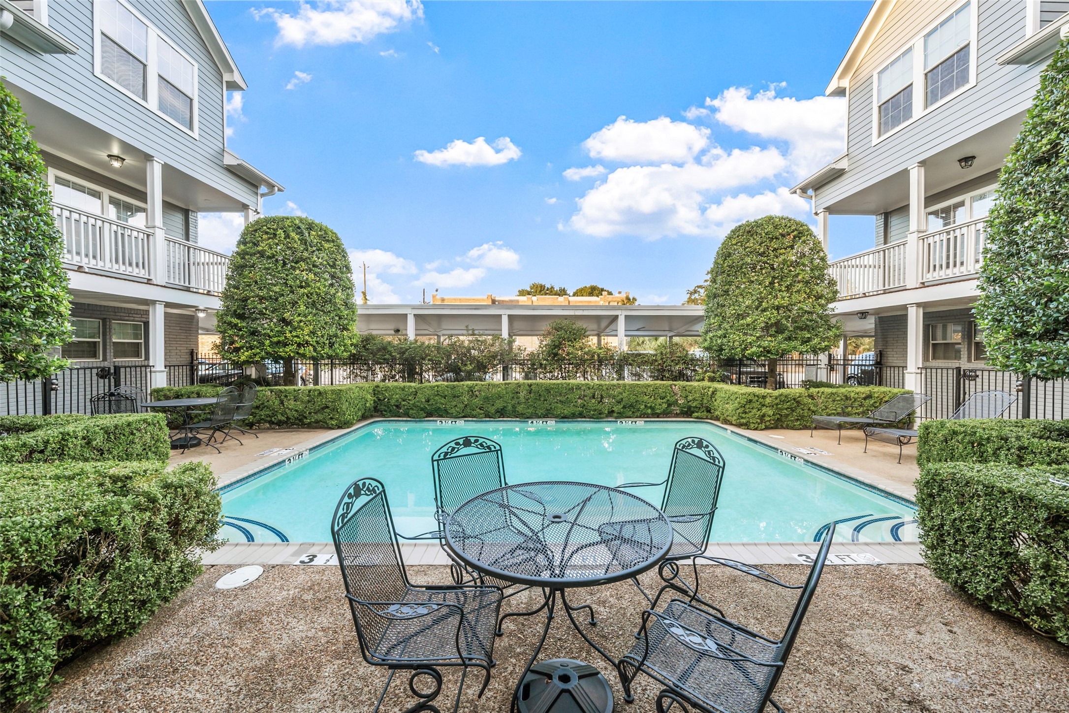 1621 Heights Boulevard, Unit 3 Houston, TX 77008 - Photo 8 of 47 Front-row to the pool: easy, resort-style access without leaving home