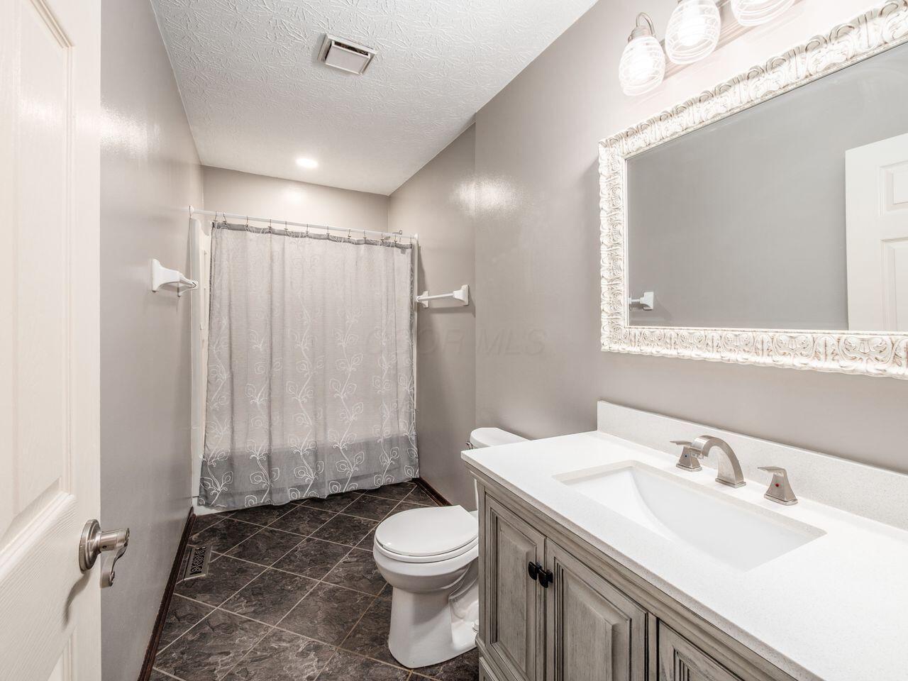 133 Ravine Ridge Drive South Powell, OH 43065 - Photo 22 of 35 Full Bath