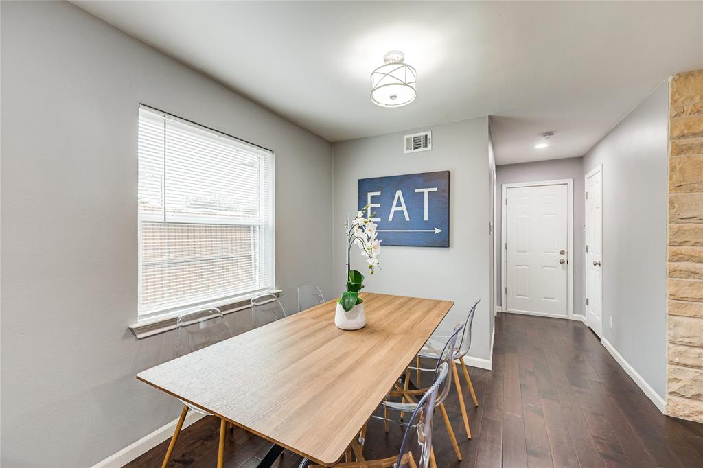 10040 Spokane Circle Dallas, TX 75229 - Photo 12 of 34