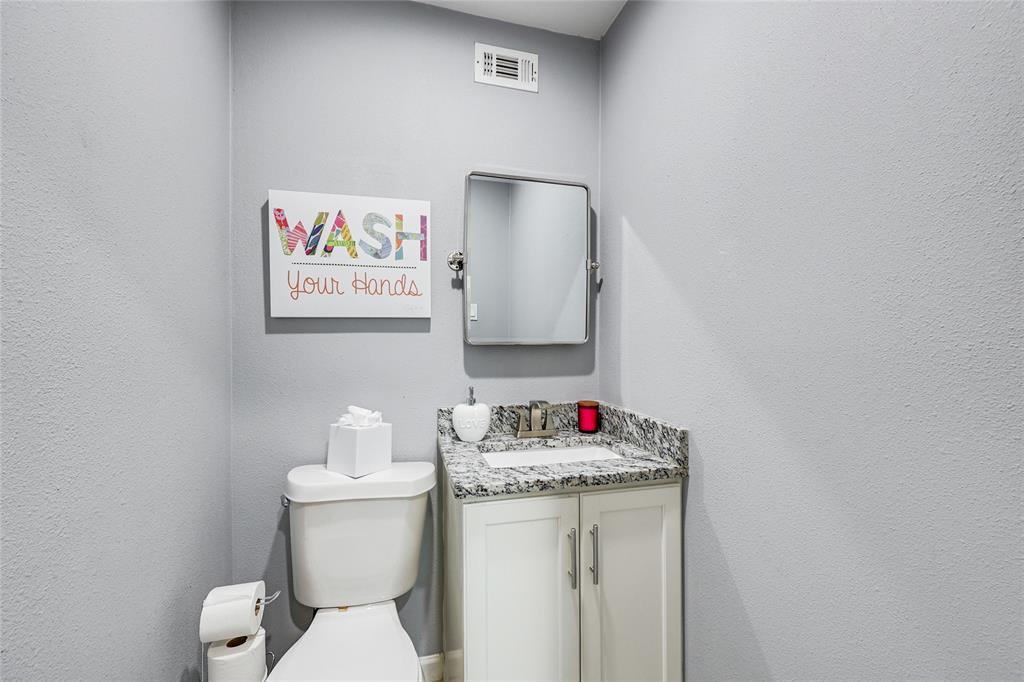 10040 Spokane Circle Dallas, TX 75229 - Photo 15 of 34