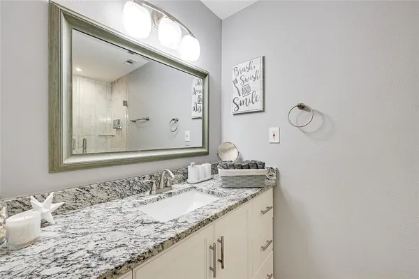 $5,000 | 10040 Spokane Circle, Dallas, TX 75229