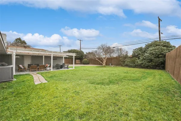 $5,000 | 10040 Spokane Circle, Dallas, TX 75229