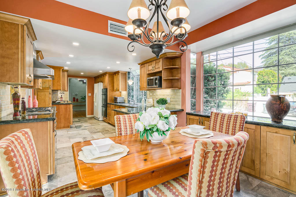 1916 Niodrara Drive Glendale, CA 91208 - Photo 14 of 42 1916 Niodrara Dr-MLS-010