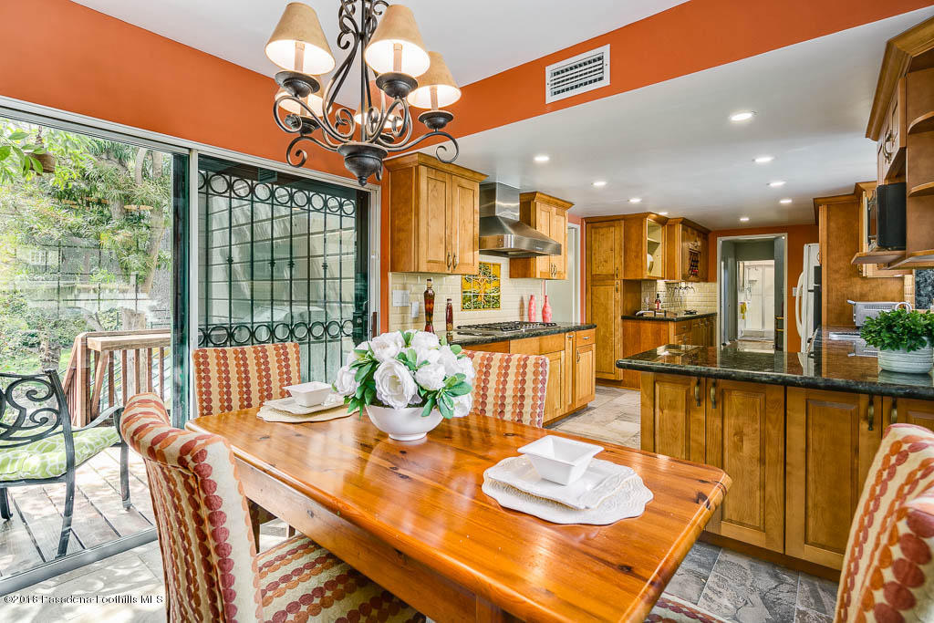 1916 Niodrara Drive Glendale, CA 91208 - Photo 15 of 42 1916 Niodrara Dr-MLS-011