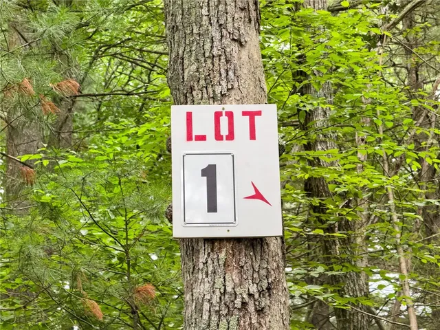 $333,000 | 245 Reservoir Road, Pascoag, RI 02859