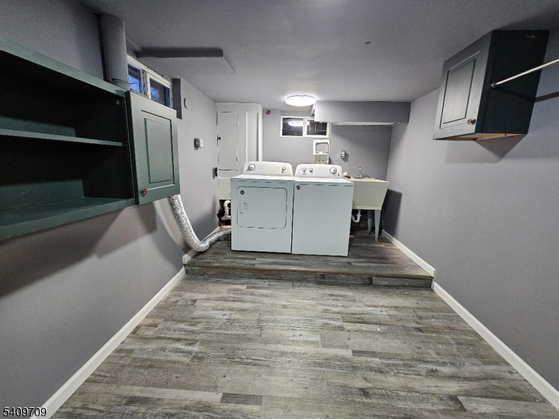 275 Malapardis Road Morris Plains, NJ 07950 - Photo 22 of 30