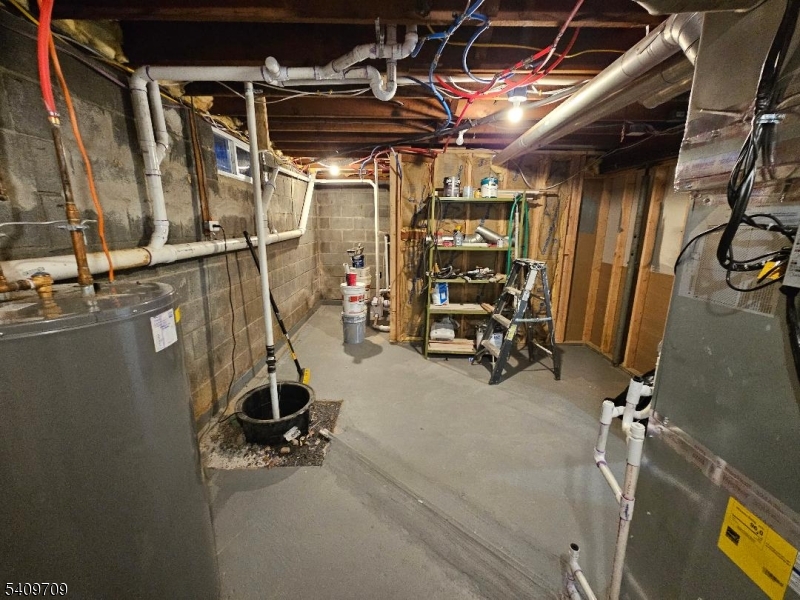 275 Malapardis Road Morris Plains, NJ 07950 - Photo 24 of 30