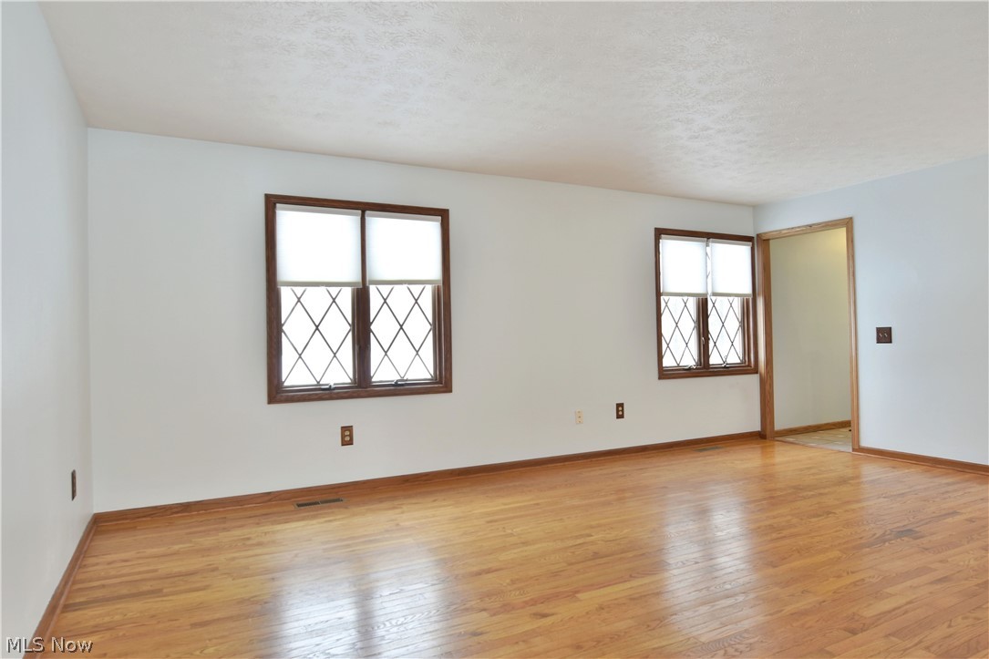 6090 Downs Road Northwest Warren, OH 44481 - Photo 8 of 35 Gallery Image 8