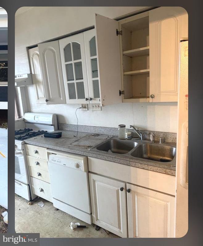 1277 Oates Street Northeast Washington, DC 20002 - Photo 2 of 2 Kitchen