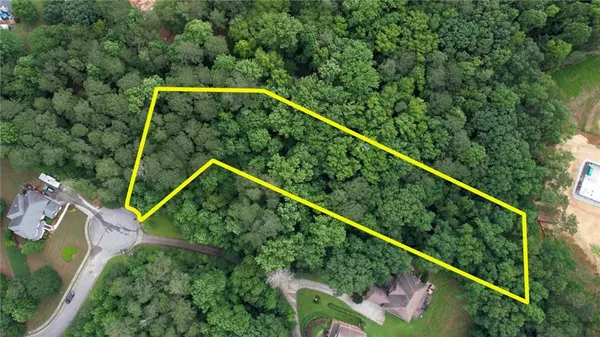 a balcony with an outdoor space