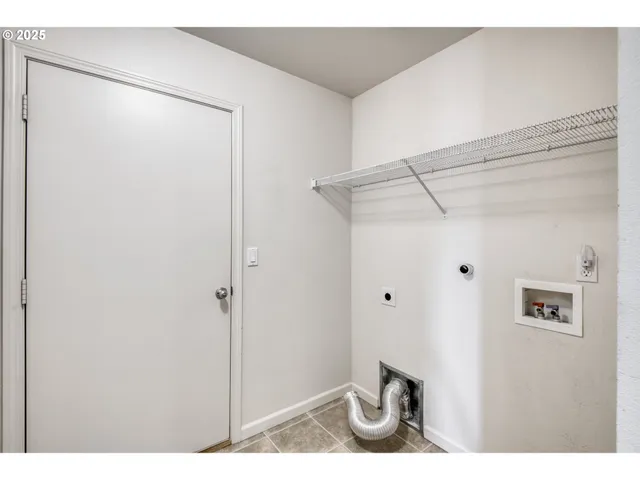 $487,000 | 2469 Dorsey Drive, Hubbard, OR 97032